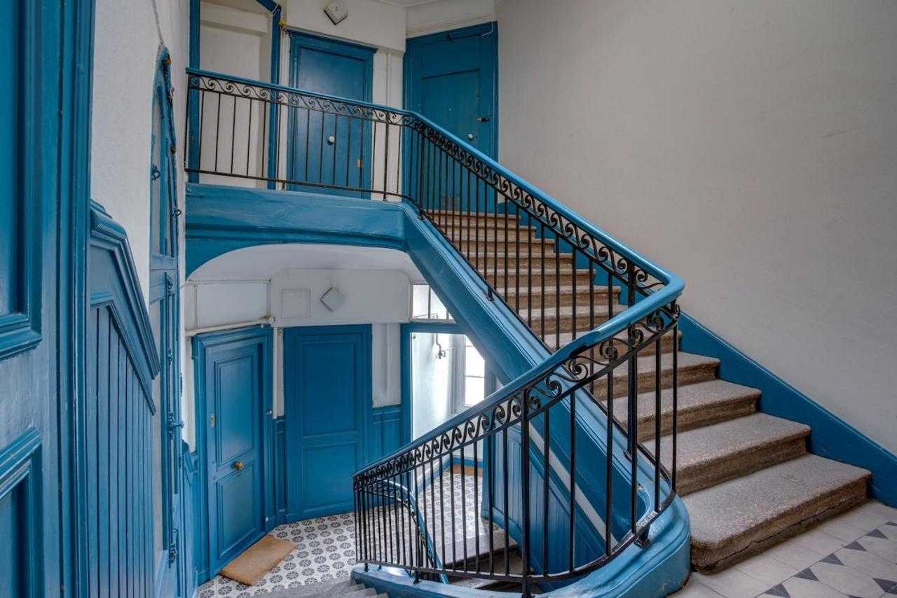 Au Coeur De Nantes Design Et Cosy Apartment Bagian luar foto
