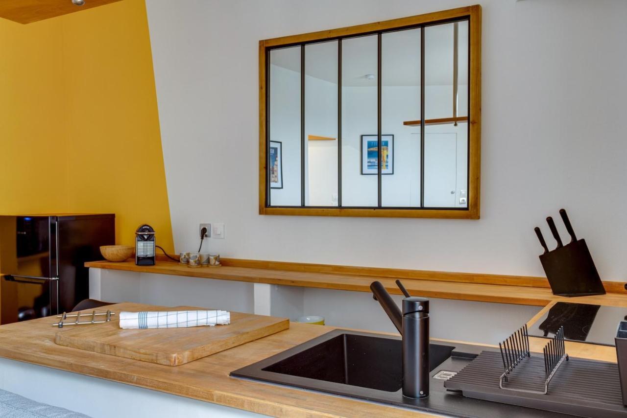 Au Coeur De Nantes Design Et Cosy Apartment Bagian luar foto