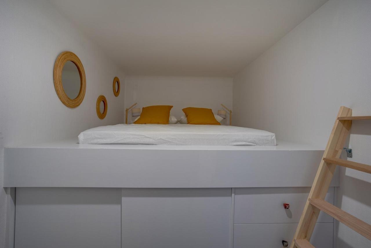 Au Coeur De Nantes Design Et Cosy Apartment Bagian luar foto